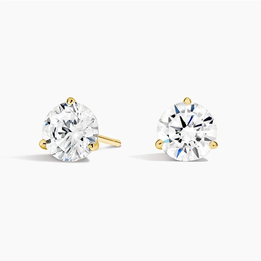 Round Diamond Stud Earring