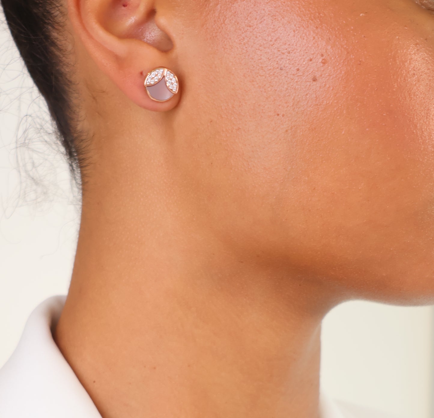 Yaara Pink Mother Of Pearl Earring