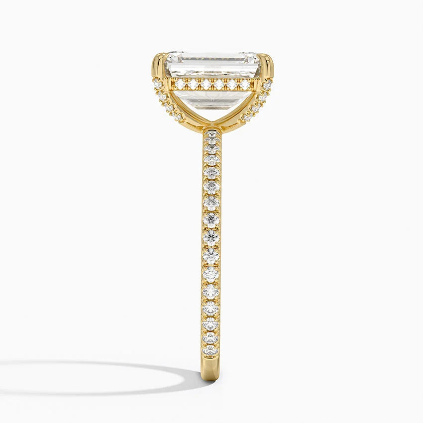 Yaalta Pavè Emerald Engagement Ring
