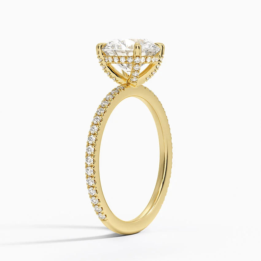 Yaalta Pavè Round Engagement Ring